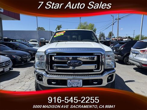 Used 2014 Ford F250 Lariat w/ Lariat Ultimate Package AWD/4WD image 2