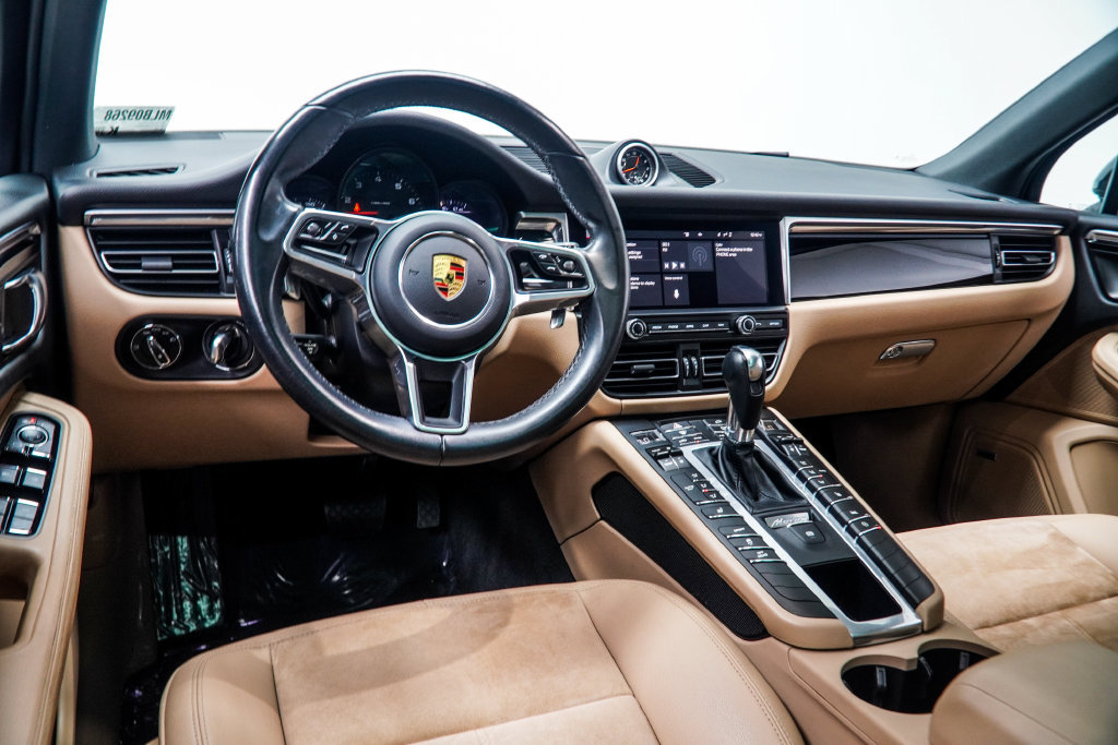 Used 2021 Porsche Macan AWD/4WD image 19