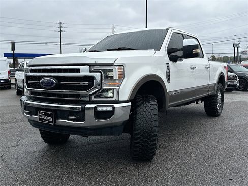Used 2021 Ford F250 Lariat w/ Lariat Ultimate Package image 2