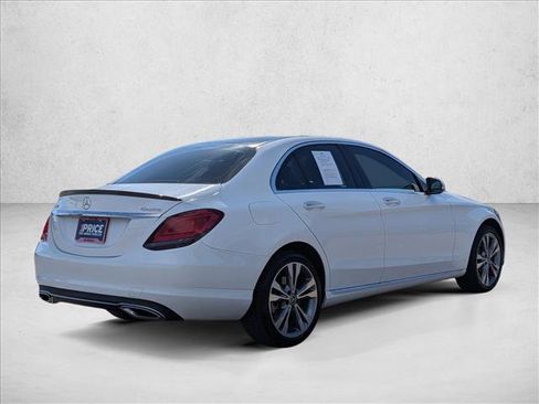 Used 2019 Mercedes-Benz C 300 4MATIC Sedan image 5