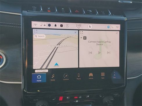 Used 2024 Jeep Grand Cherokee L Limited w/ Luxury Tech Group II image 17