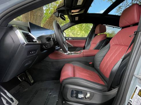 Used 2026 BMW X6 M60i image 9