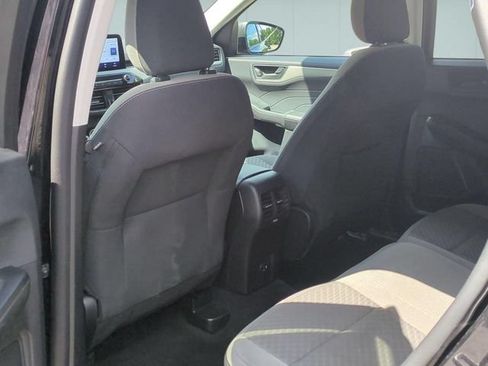Used 2022 Ford Escape SE w/ Cold Weather Package FWD image 25