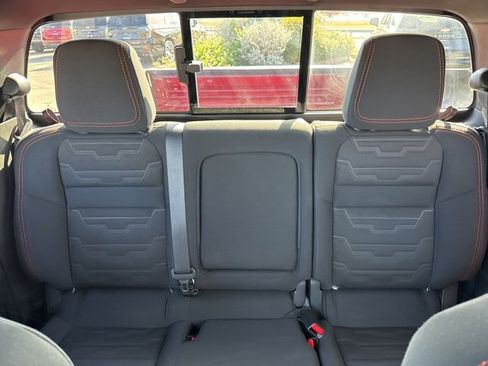 Used 2023 Nissan Frontier PRO-4X w/ Technology Package image 12