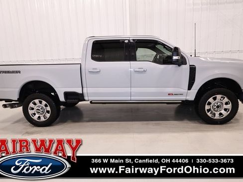 Certified 2025 Ford F250 Platinum w/ Tremor Off-Road Package AWD/4WD image 1