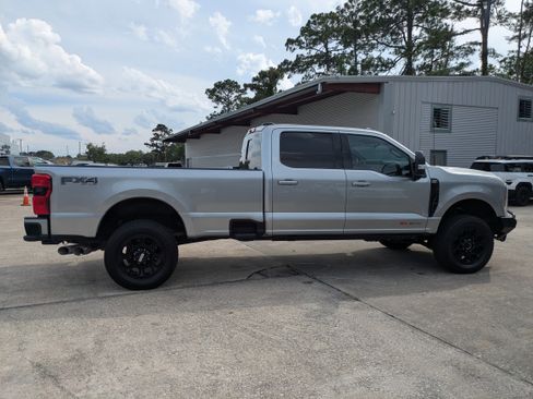 Used 2024 Ford F350 Lariat w/ Black Appearance Package AWD/4WD image 43