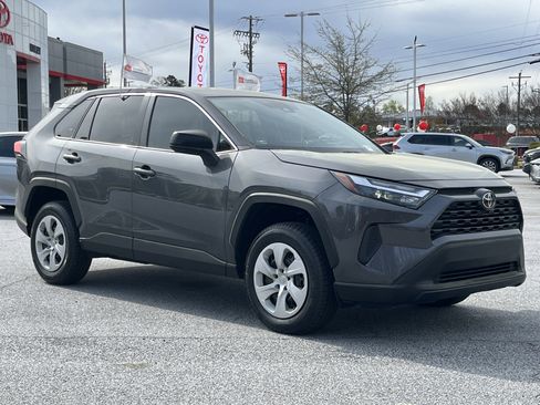 Certified 2024 Toyota RAV4 LE FWD image 25