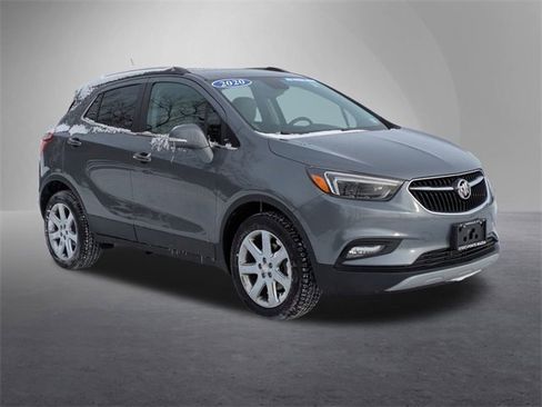 Used 2020 Buick Encore Essence w/ Experience Buick Package image 5