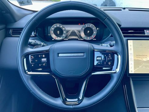 Certified 2026 Land Rover Range Rover Velar S AWD/4WD image 21