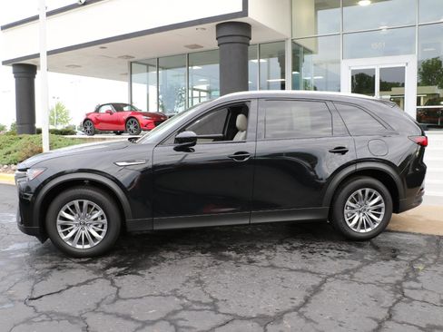 Certified 2025 MAZDA CX-90 3.3 Turbo w/ Preferred Package AWD/4WD image 2