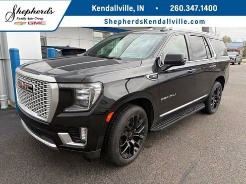 Used 2023 GMC Yukon Denali AWD/4WD image 1