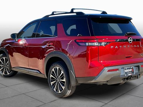 New 2026 Nissan Pathfinder Platinum image 11