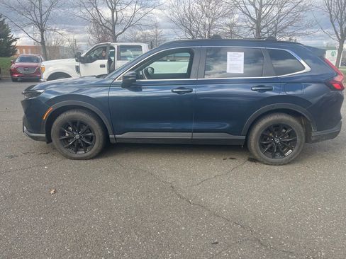 Used 2023 Honda CR-V Sport image 4