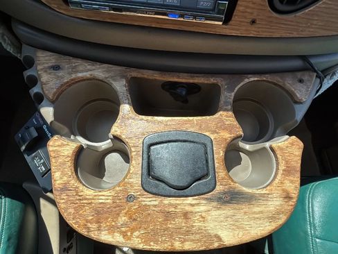 Used 2000 Ford E-350 and Econoline 350 Extended Super Duty RWD image 10
