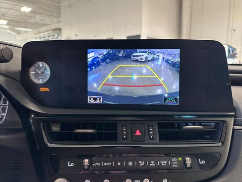 Used 2022 Lexus ES 350 w/ Premium Package image 28