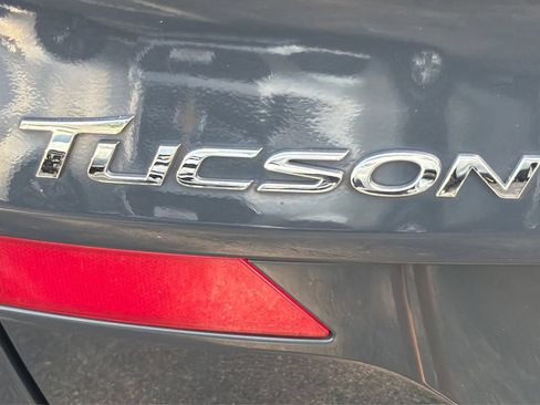 Used 2020 Hyundai Tucson Value AWD/4WD image 24