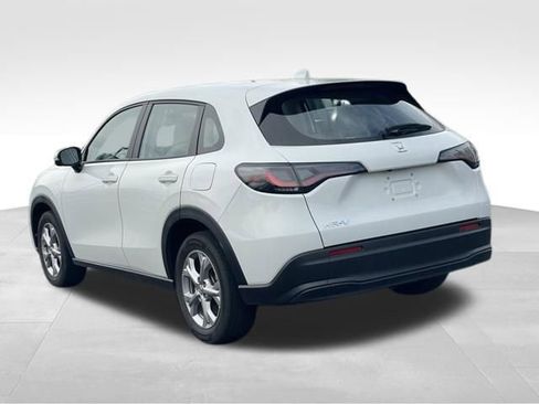 Used 2024 Honda HR-V LX image 5