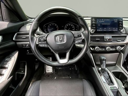 Used 2020 Honda Accord Sport image 9