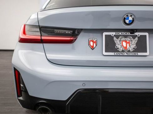 Used 2023 BMW 330i Sedan w/ M Sport Package image 38