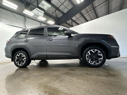 Certified 2025 Subaru Forester Premium image 3