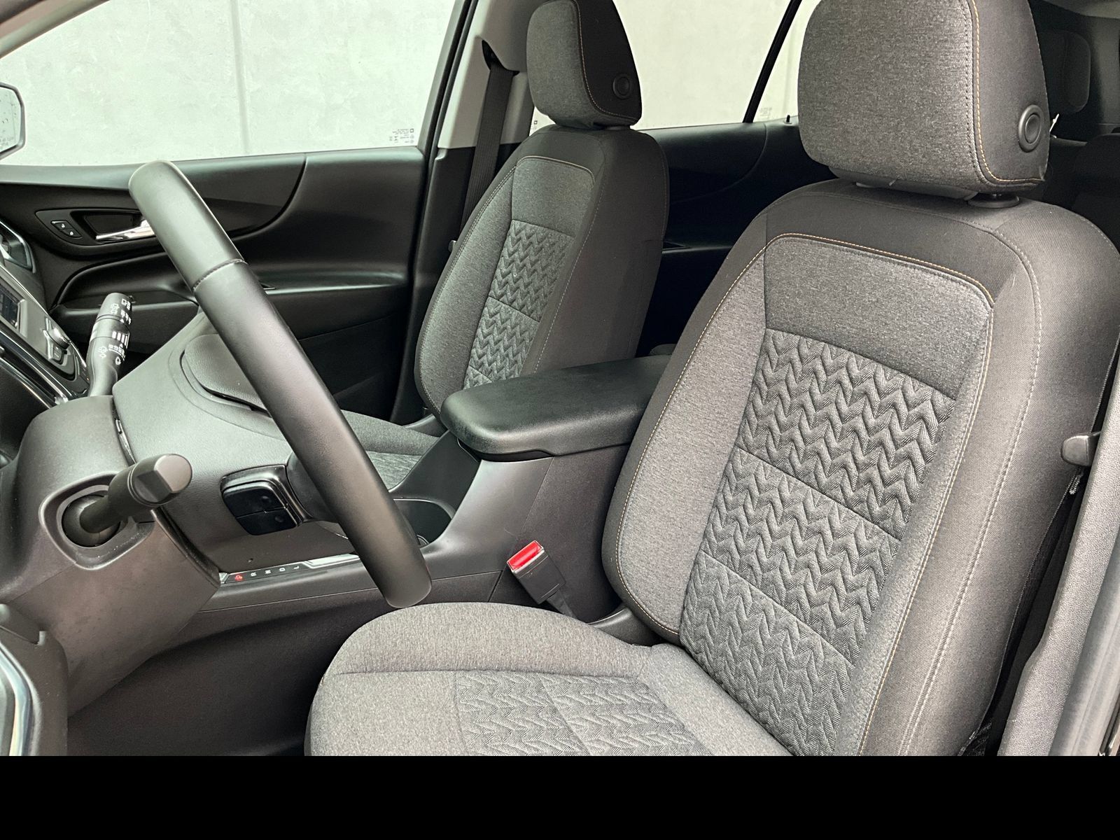 Used 2024 Chevrolet Equinox LT AWD/4WD image 8