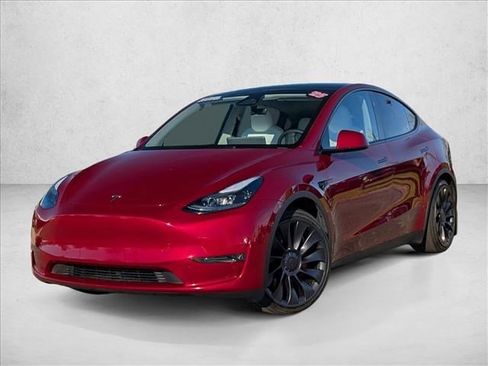Used 2025 Tesla Model Y Performance image 1