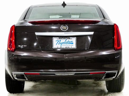 Used 2015 Cadillac XTS Premium image 8