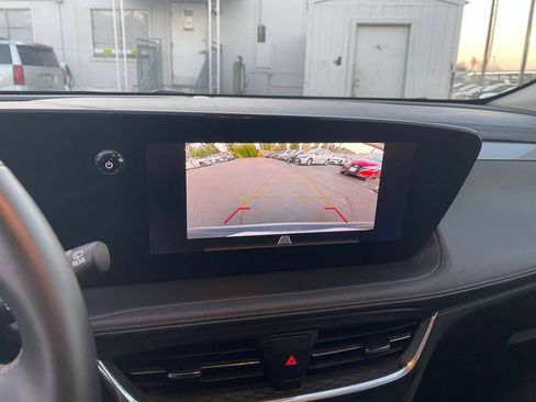 Used 2025 Buick Encore GX Preferred FWD image 17