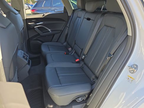 New 2025 Audi Q5 Premium Plus image 14