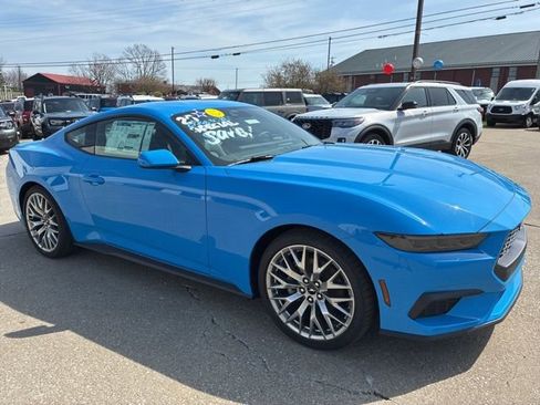 New 2025 Ford Mustang Premium image 9