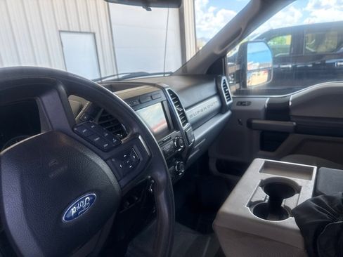 Used 2020 Ford F350 XLT AWD/4WD image 11