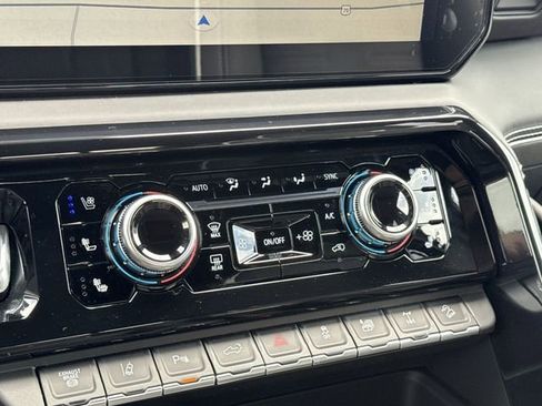 New 2026 GMC Sierra 2500 AT4X AWD/4WD image 21