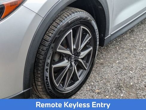 Used 2018 MAZDA CX-5 Touring image 6