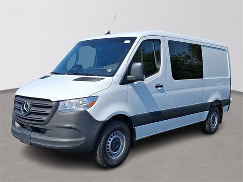 New 2025 Mercedes-Benz Sprinter 2500 image 1