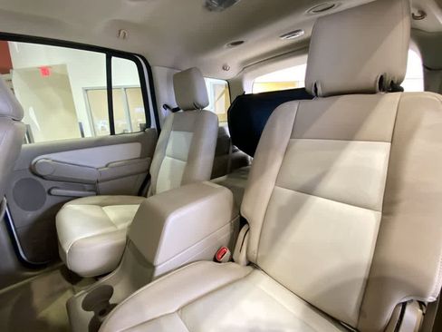 Used 2009 Ford Explorer Limited AWD/4WD image 24