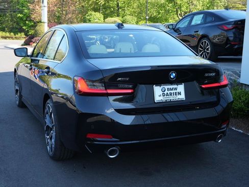New 2026 BMW 330i xDrive Sedan w/ Premium Package AWD/4WD image 14