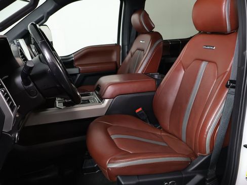 Used 2019 Ford F150 Platinum w/ Equipment Group 701A Luxury image 15