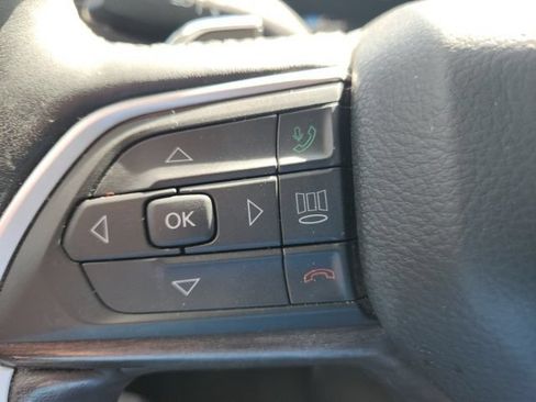 Used 2021 Jeep Grand Cherokee L Limited RWD image 41