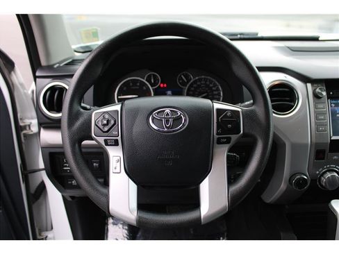 Used 2016 Toyota Tundra SR5 image 17