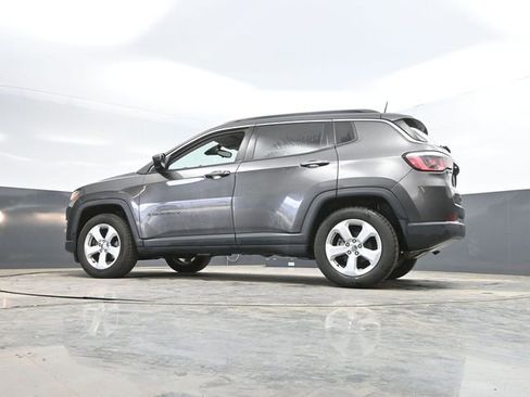 Used 2018 Jeep Compass Latitude image 45
