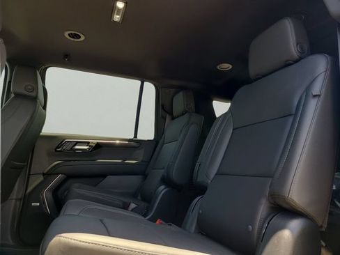 New 2026 Chevrolet Suburban LT w/ Comfort Package RWD image 13