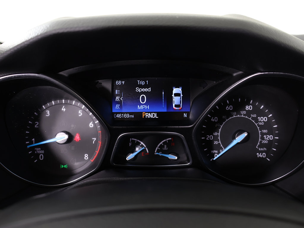 Used 2018 Ford Focus SE w/ Cold Weather Package FWD image 35