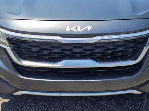 Used 2022 Kia Seltos S FWD image 3
