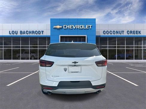 New 2025 Chevrolet Blazer LT w/ Driver Confidence Package image 7