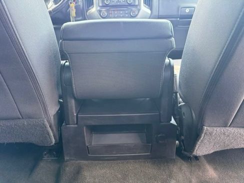 Used 2017 Chevrolet Silverado 2500 LT AWD/4WD image 19