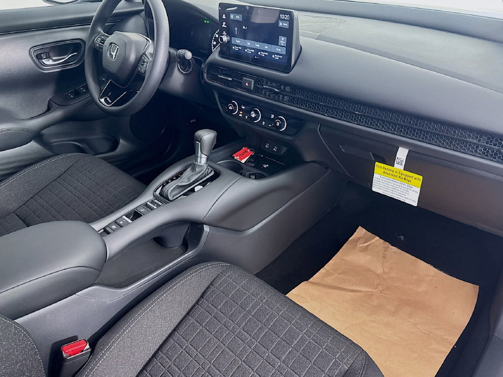 Certified 2026 Honda HR-V LX image 38