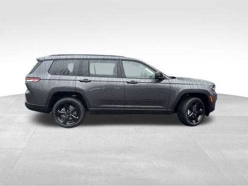 New 2025 Jeep Grand Cherokee L Limited w/ Black Appearance Package image 8