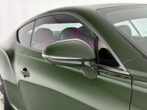 Used 2025 Bentley Continental GT Speed image 38