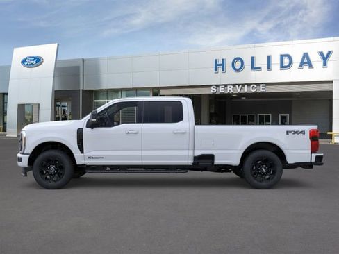 New 2026 Ford F250 Lariat w/ Black Appearance Package AWD/4WD image 3