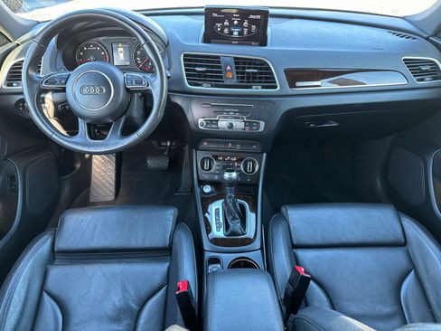 Used 2018 Audi Q3 2.0T Premium Plus w/ Premium Plus Package image 22